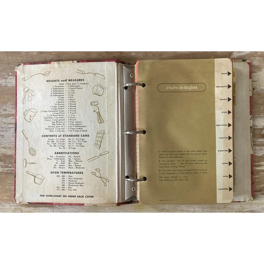 Vintage kitchen cooking storage loose leaf notebook  My Recipie Book 1950s 1960s